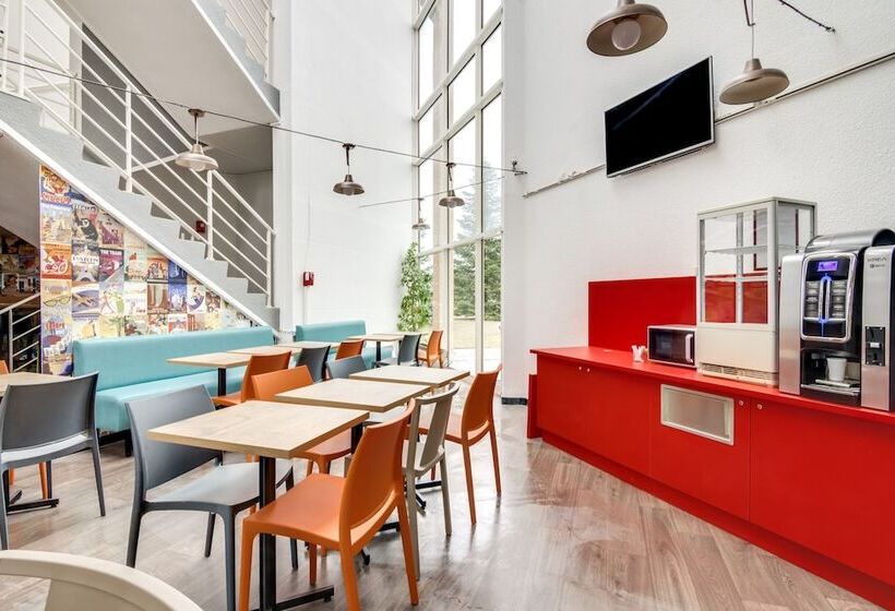 Hotel F1 Bourges Le Subdray