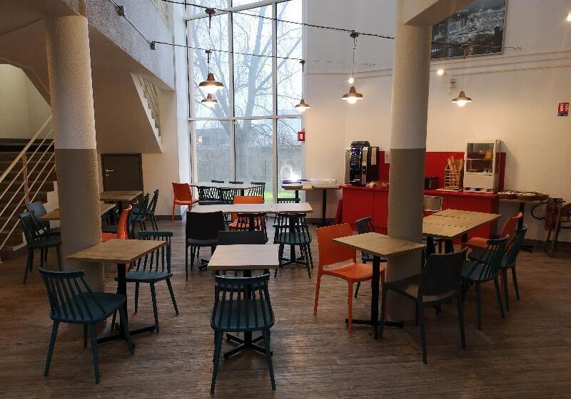 בית מלון כפרי F1 Nemours