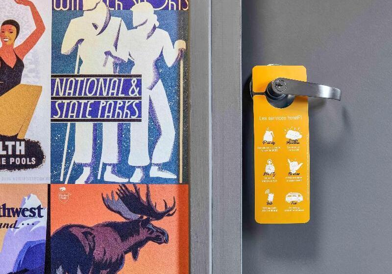 Отель F1 Nemours