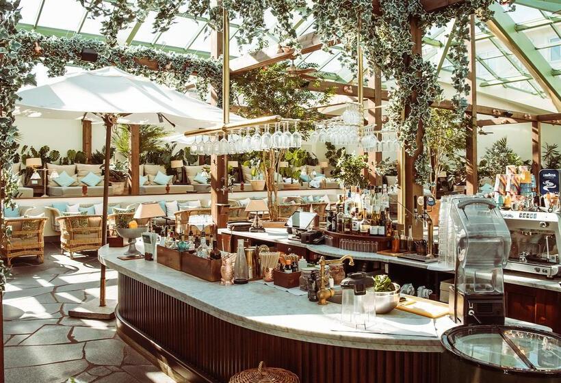 호텔 Falkenberg Strandbad