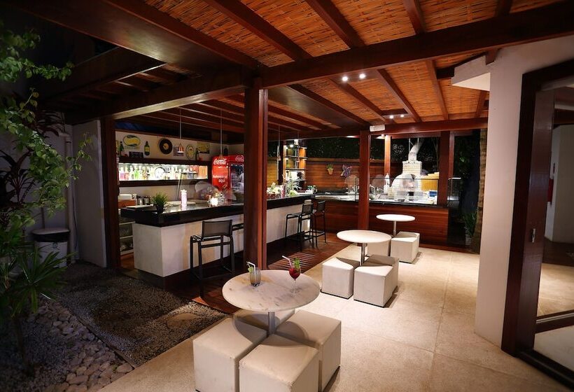 فندق Flamingo Beach