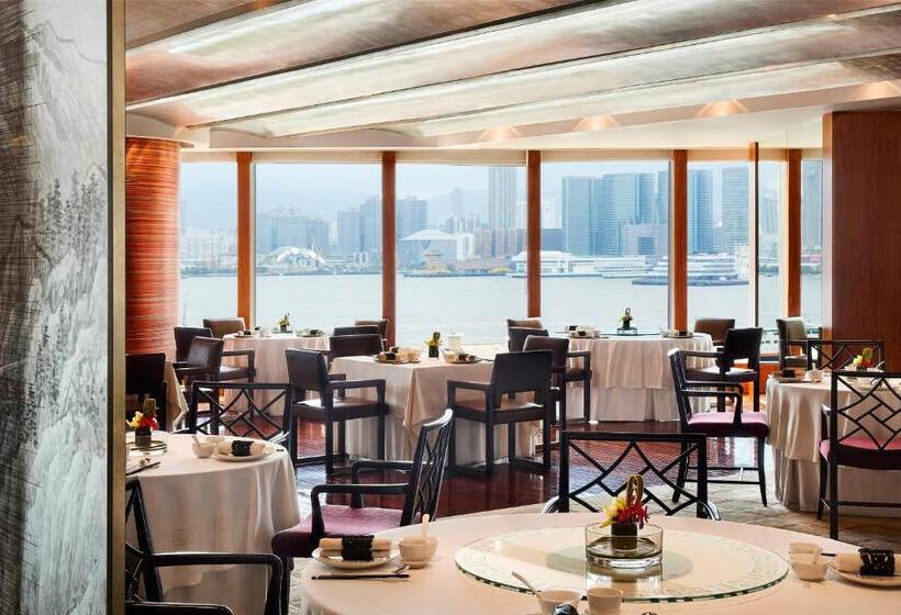 Four Seasons Hotel Hong Kong