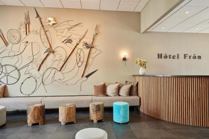 هتل Frón