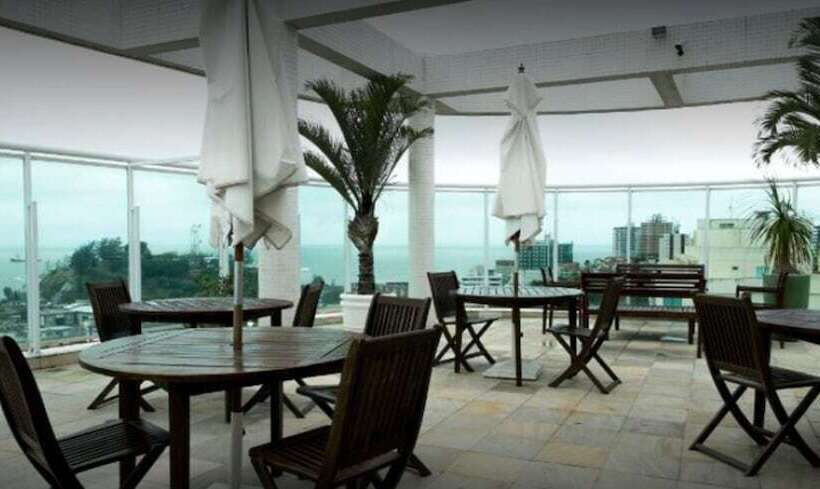 酒店 Golden Tulip Macae