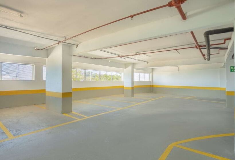 酒店 Golden Tulip Macae