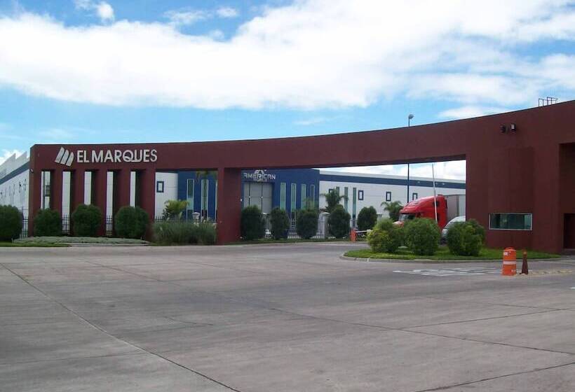 Отель Grand Fiesta Americana Queretaro