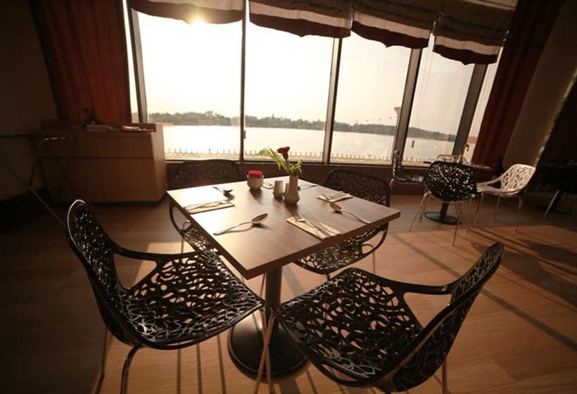 酒店 Grand Riverview