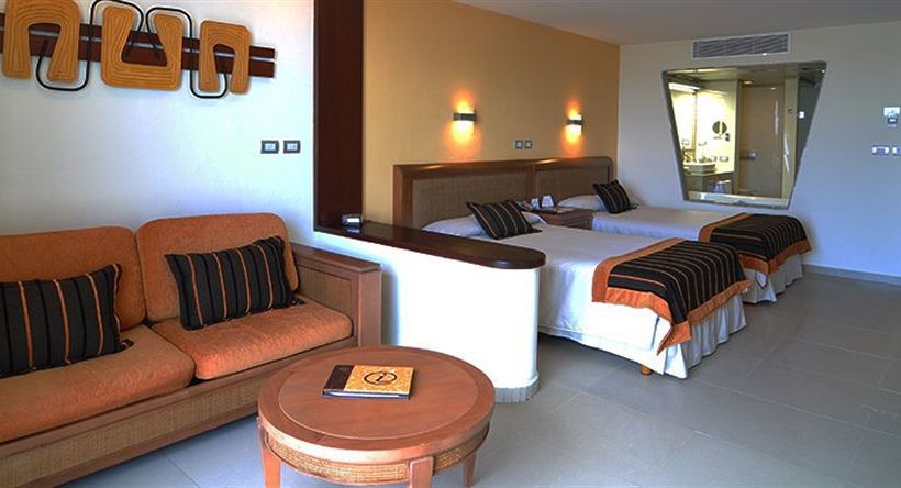 فندق Grand Sirenis Mayan Beach