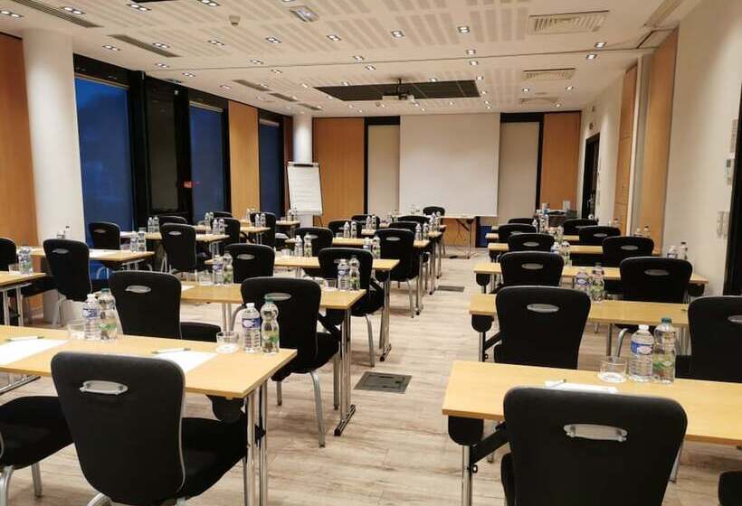 هتل Holiday Inn Bordeaux Sud   Pessac, An Ihg