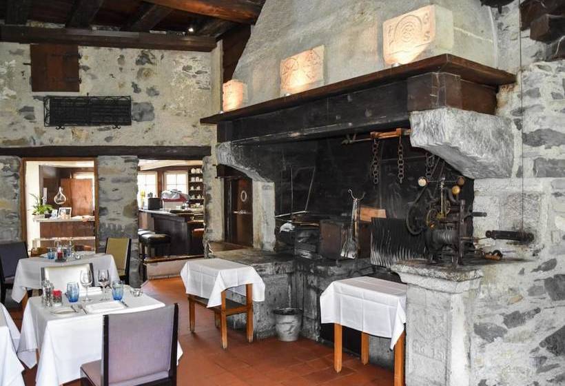 Отель Hôtel Restaurant Le St Christophe