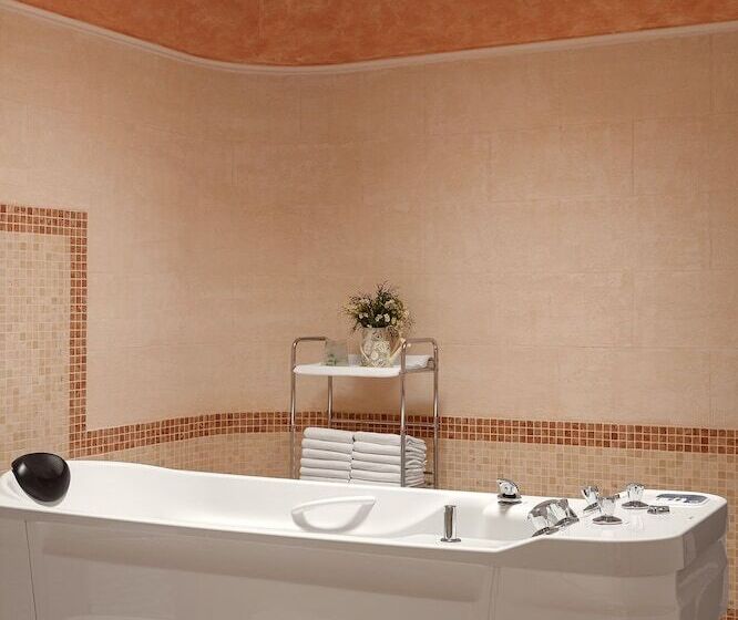 Humboldt Park Hotel & Spa