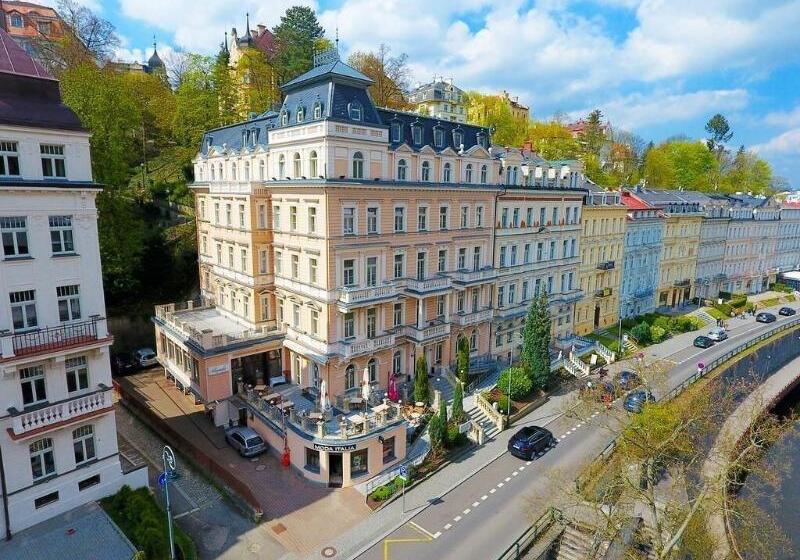 Humboldt Park Hotel & Spa