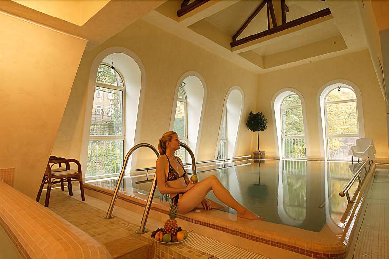 Humboldt Park Hotel & Spa