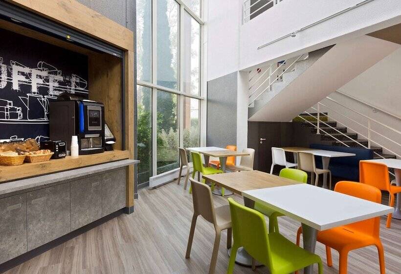 هتل Ibis Budget Le Mans Universite