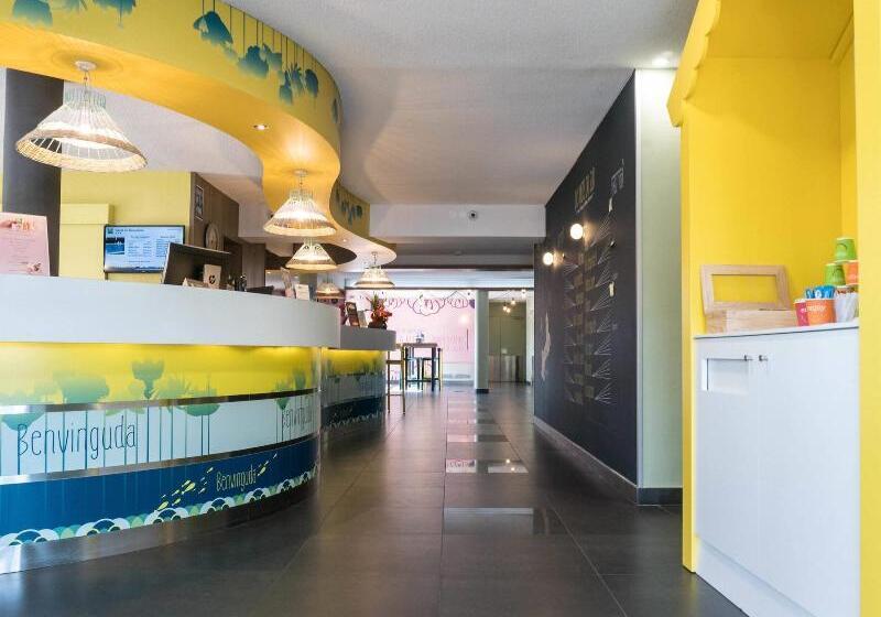 Отель Ibis Styles Perpignan Canet En Roussillon
