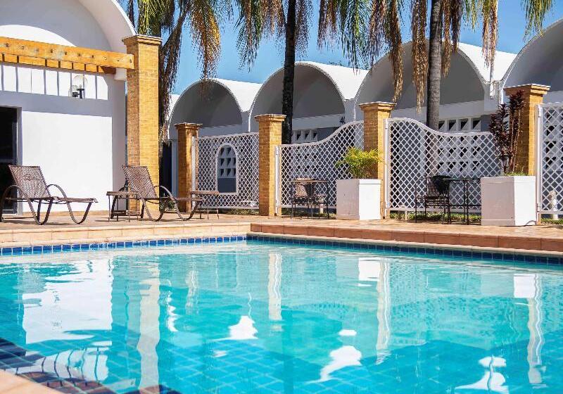 בית מלון כפרי Ibis Styles Rio Preto Monte Libano