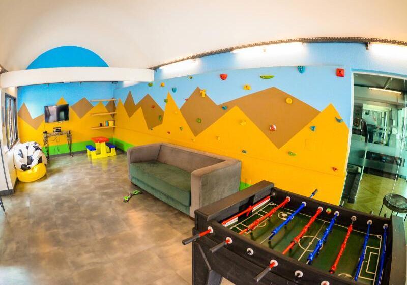 בית מלון כפרי Ibis Styles Rio Preto Monte Libano