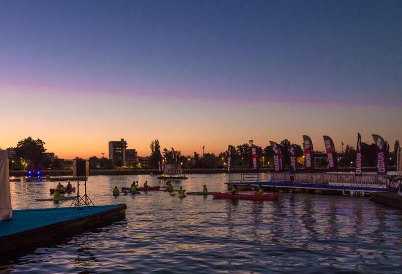 בית מלון כפרי Ibis Styles Vichy Centre