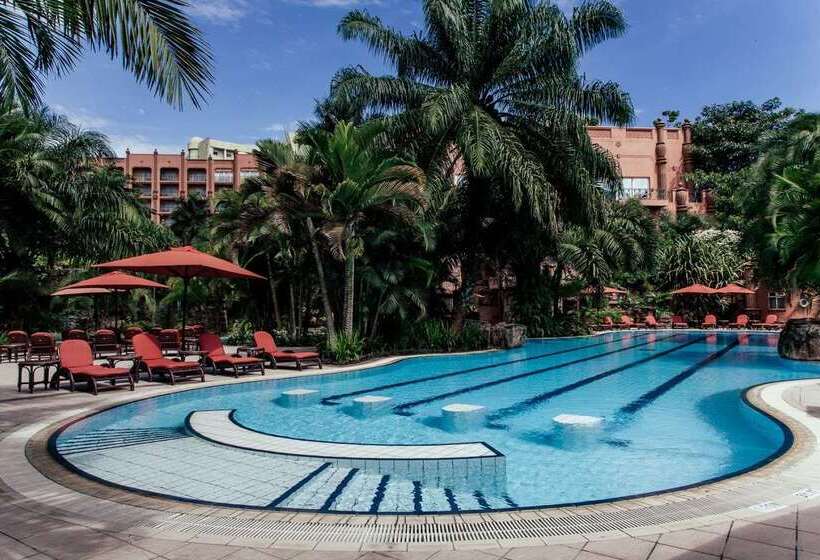 هتل Kampala Serena