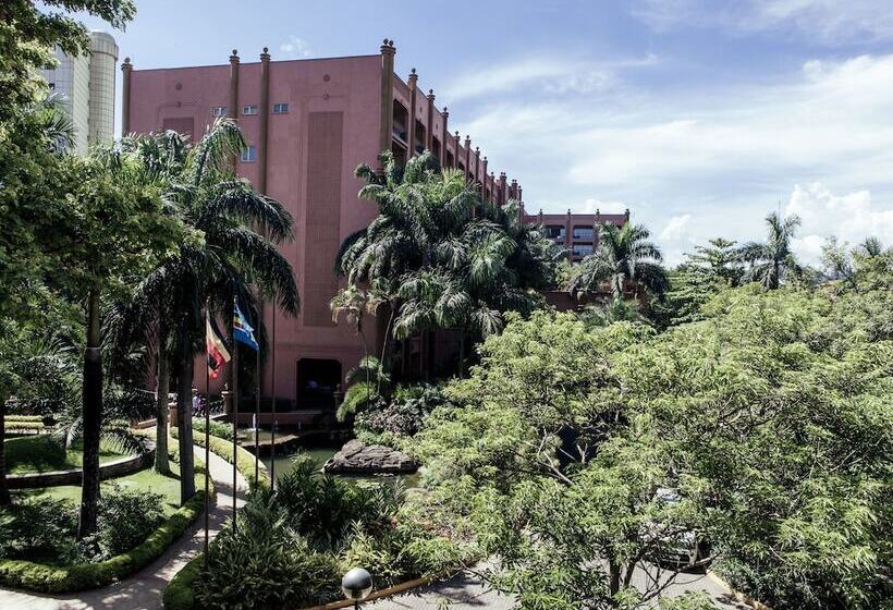 هتل Kampala Serena