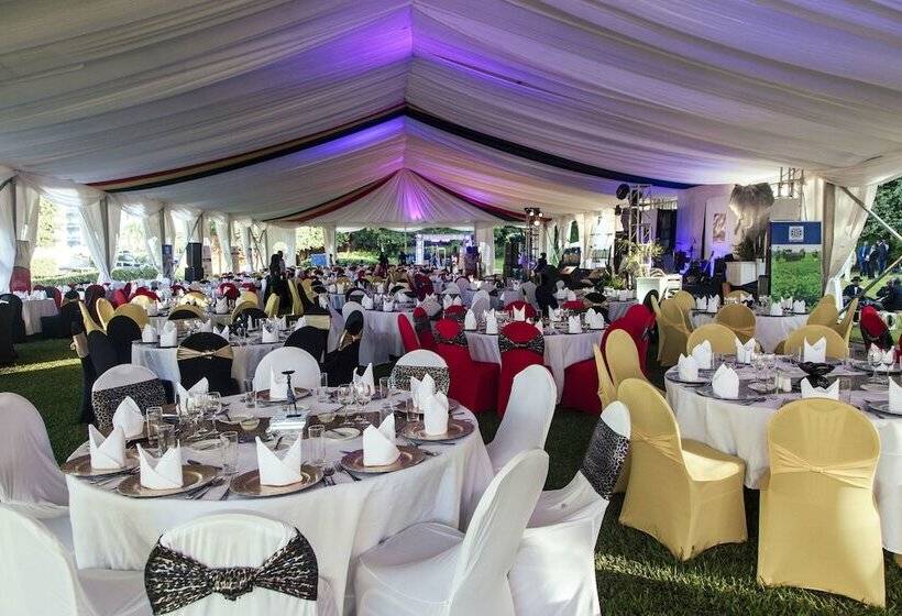 هتل Kampala Serena