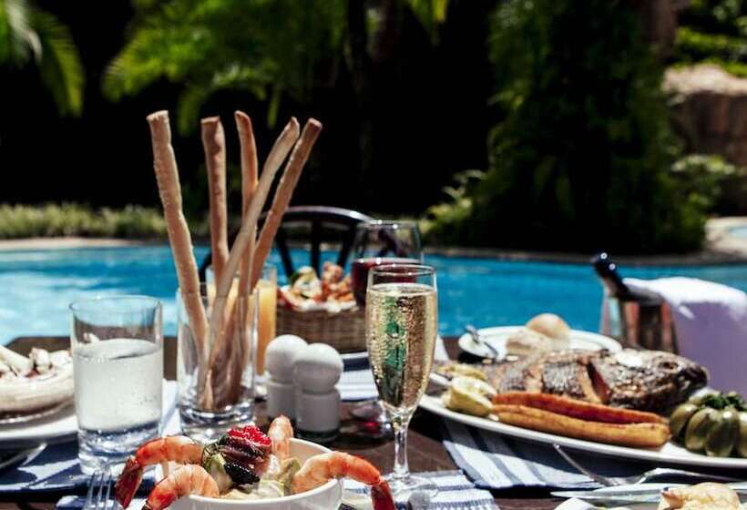 هتل Kampala Serena