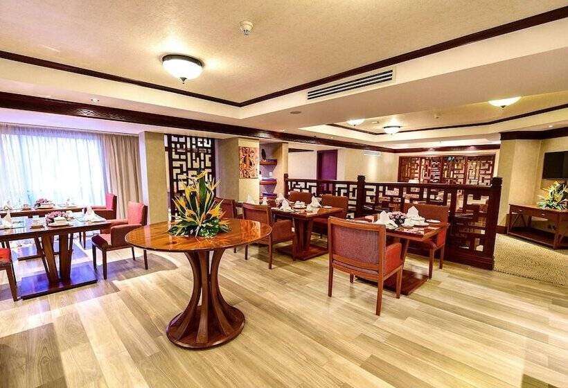 هتل Kampala Serena