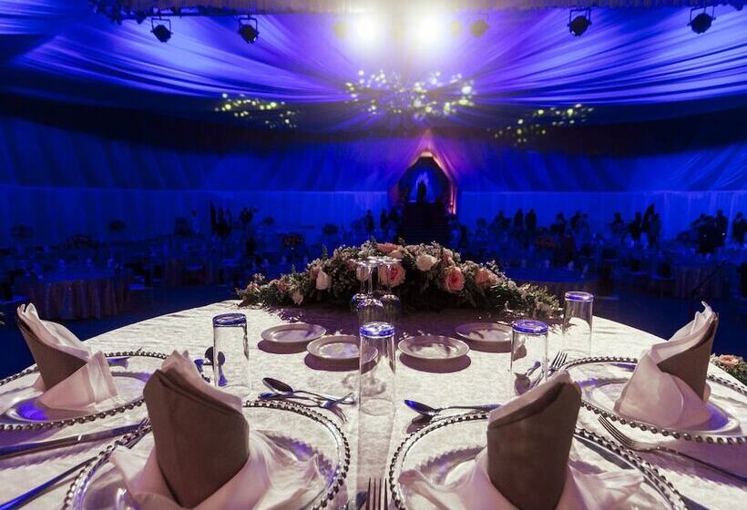 هتل Kampala Serena