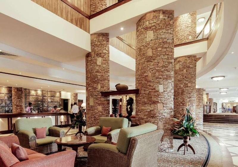 هتل Kampala Serena