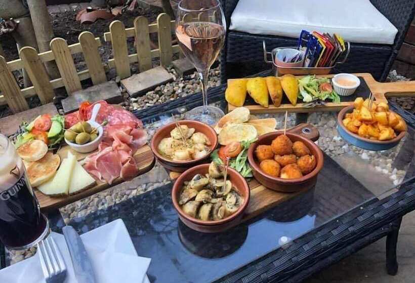 酒店 Kings Head Inn, Warwick