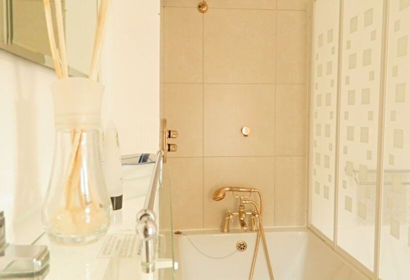 酒店 Kings Head Inn, Warwick