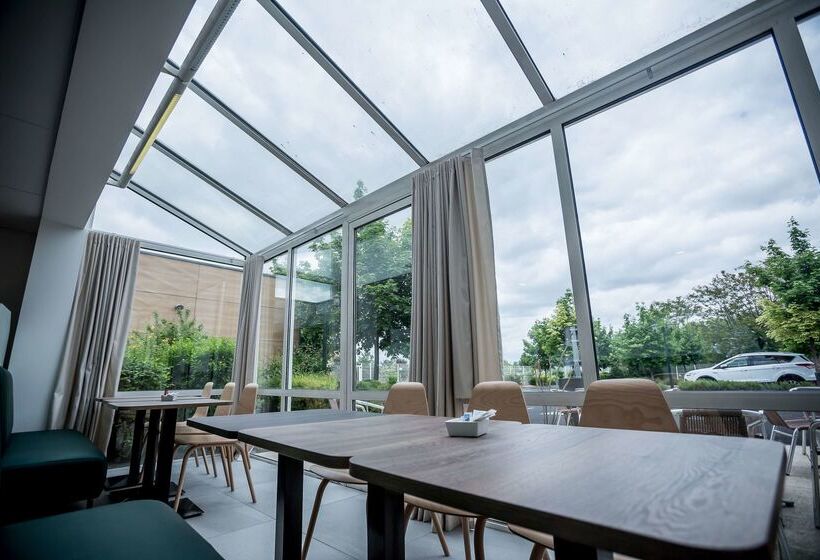 فندق Kyriad Clermont Ferrand Sud  La Pardieu