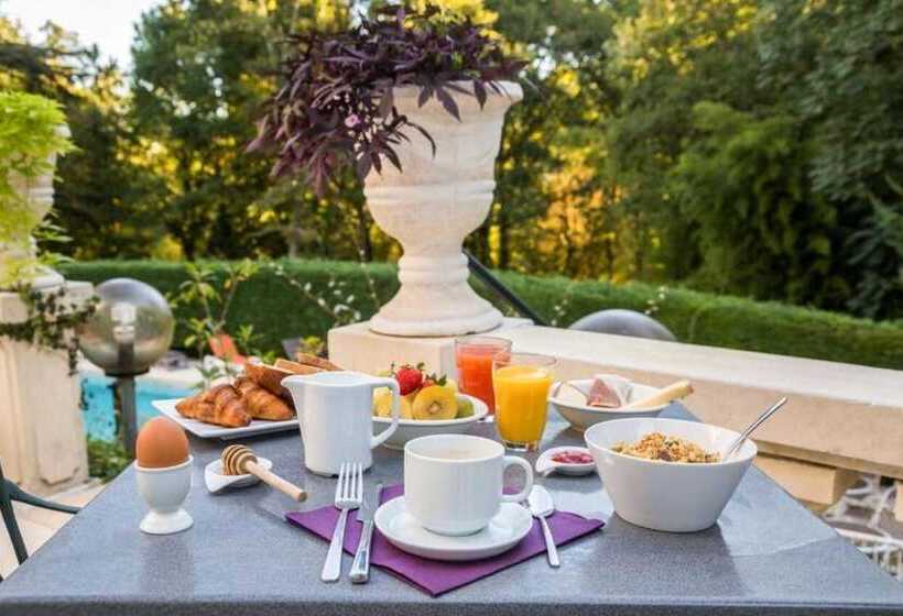 酒店 L Orangerie Du Chateau Des Reynats