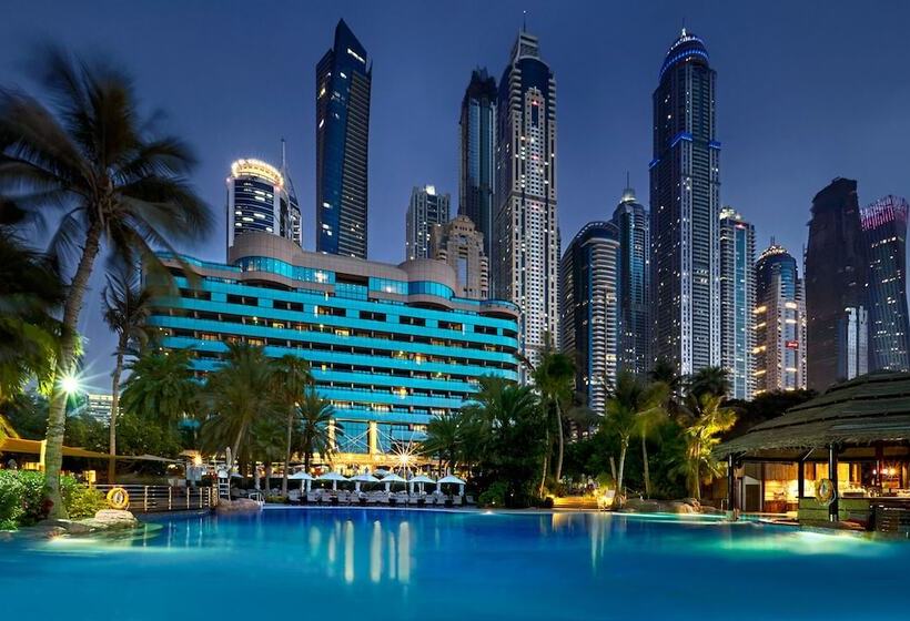 هتل Le Méridien Mina Seyahi Beach Resort & Waterpark