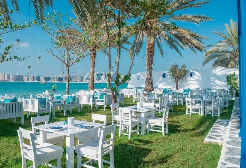 هتل Le Méridien Mina Seyahi Beach Resort & Waterpark