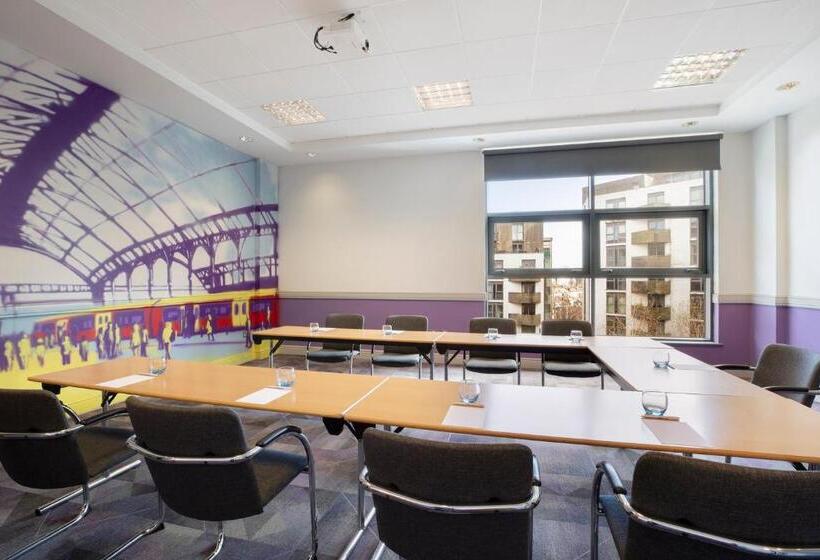 فندق Leonardo Brighton