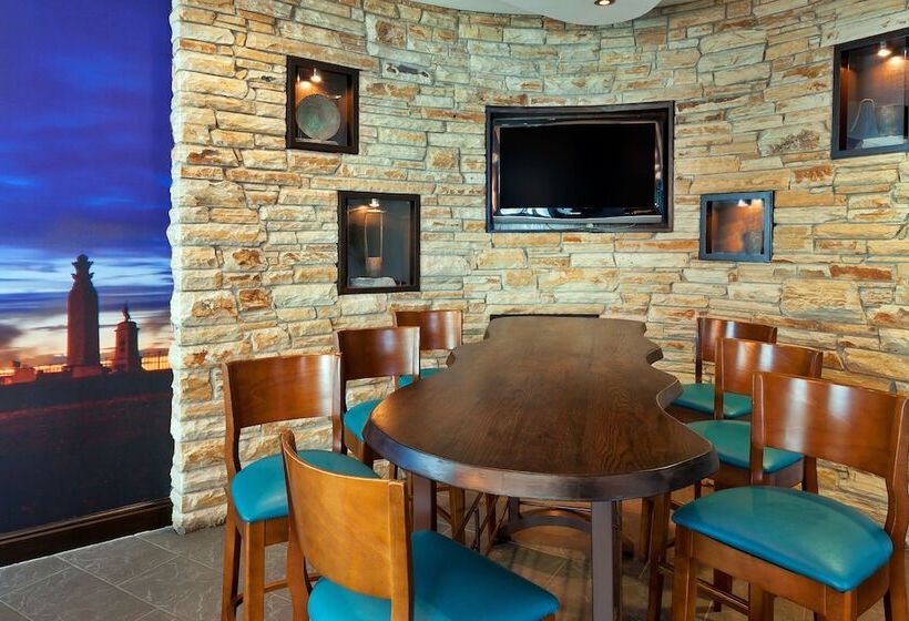 هتل Leonardo Plymouth