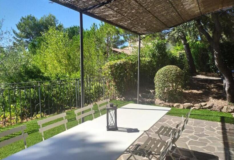 Отель Domaine De Saint Endréol Golf & Spa Resort