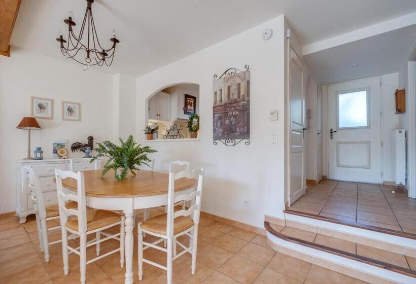 Отель Domaine De Saint Endréol Golf & Spa Resort