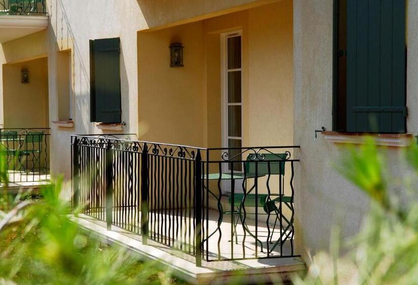 هتل Domaine De Saint Endréol Golf & Spa Resort