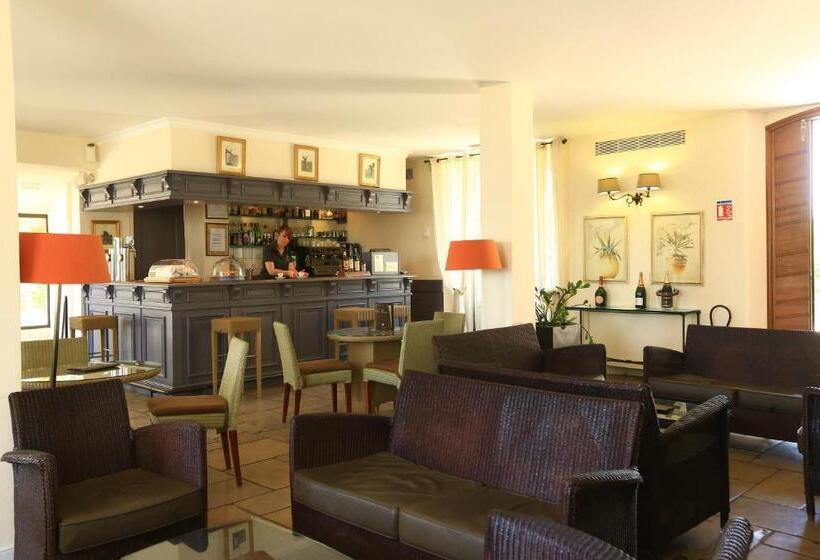 Отель Domaine De Saint Endréol Golf & Spa Resort