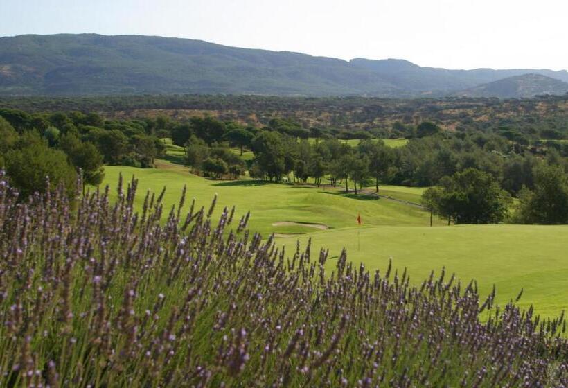هتل Domaine De Saint Endréol Golf & Spa Resort