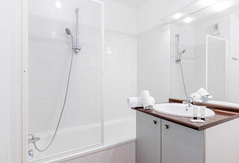 호텔 Madame Vacances Les Rives Marines