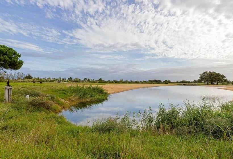 호텔 Madame Vacances Les Rives Marines