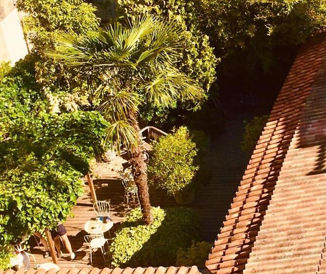 هتل Maison Du Lierre Bordeaux Centre Ville