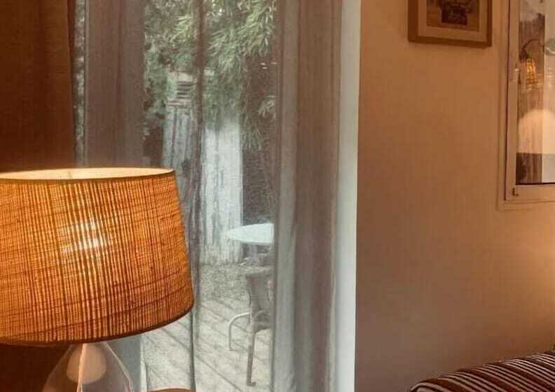 هتل Maison Du Lierre Bordeaux Centre Ville