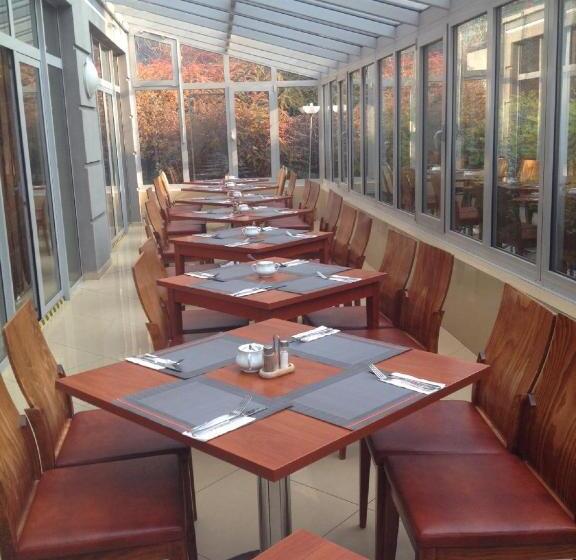 فندق Major Budget