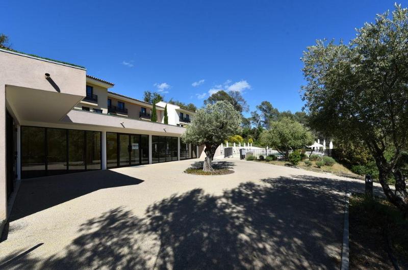فندق Mercure Brignoles Golf De Barbaroux & Spa
