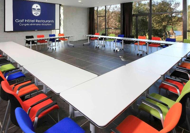 فندق Mercure Brignoles Golf De Barbaroux & Spa