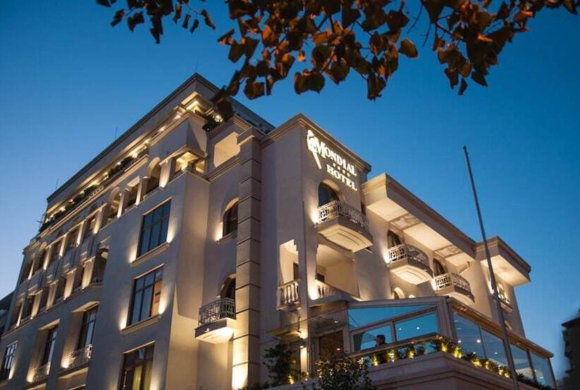 בית מלון כפרי Mondial